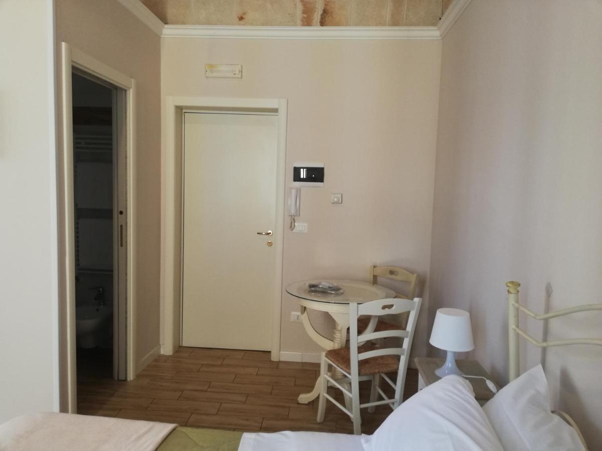 Hotel Al Rosa Antico Monopoli Zewnętrze zdjęcie